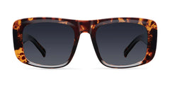 Modelo Delu en color Tigris Carbon