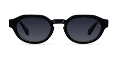 Modelo Tuma en color All Black