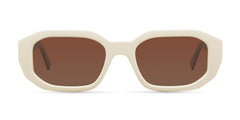 Modelo Kessie en color Ice Brown