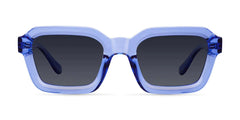 Modelo Nayah en color Lapis Carbon